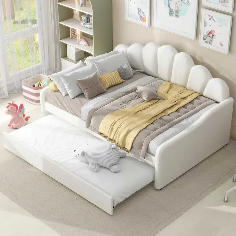 White Full Upholstery Daybed with Shell Shaped Backrest and Trundle
